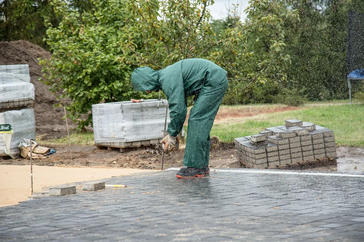 Patio Pavers vs. Concrete vs. Composite Decking: Cost, Care, and Lifespan Compared